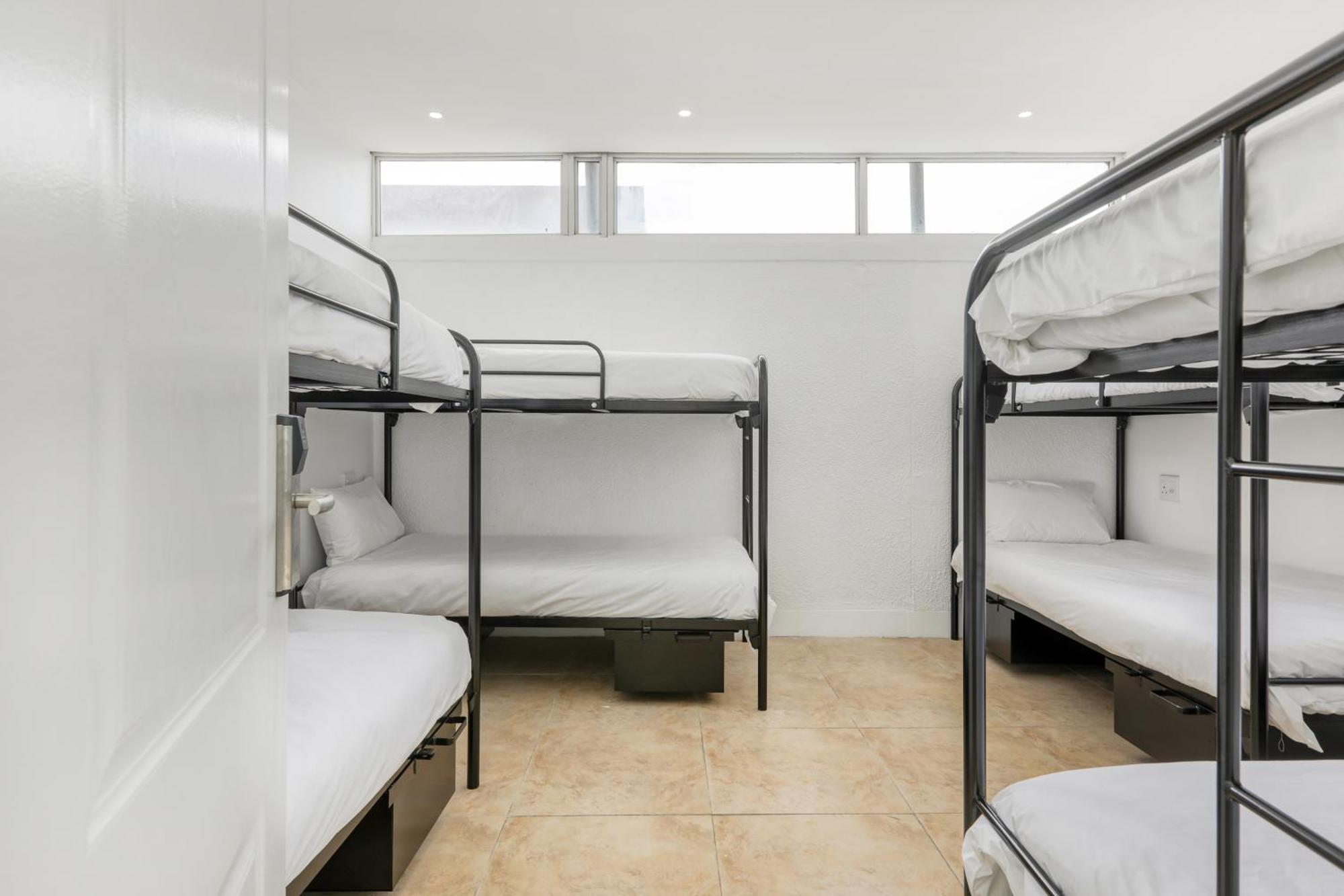 Inn & Out Express Sea Point Cidade Do Cabo Exterior foto